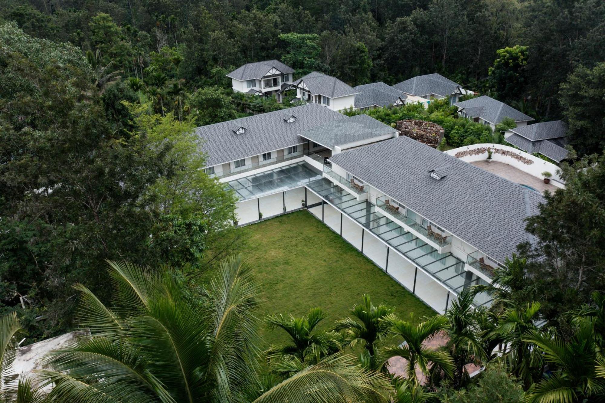 Inventree Aranya Resort & Spa Madikeri Kültér fotó