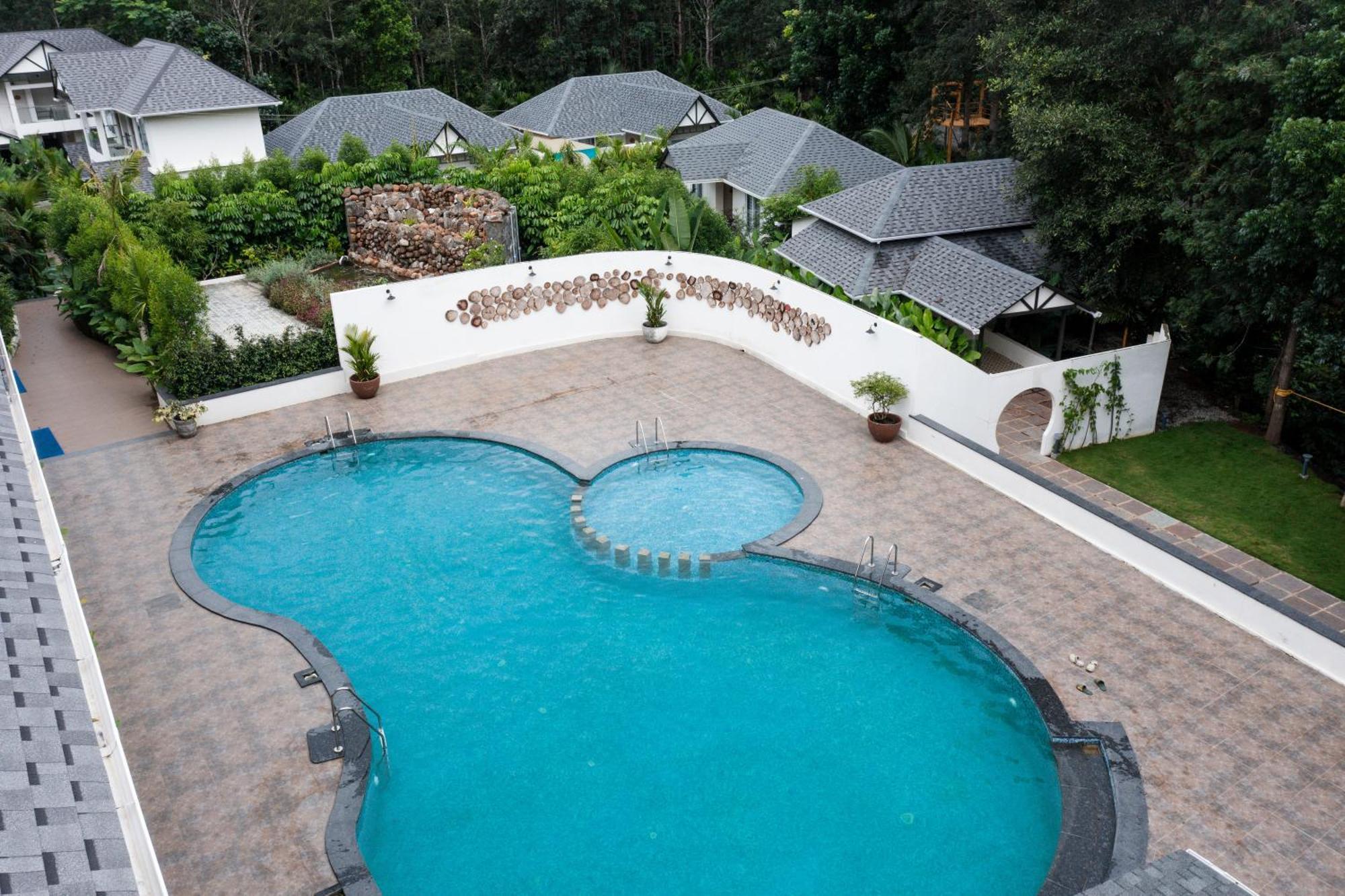 Inventree Aranya Resort & Spa Madikeri Kültér fotó